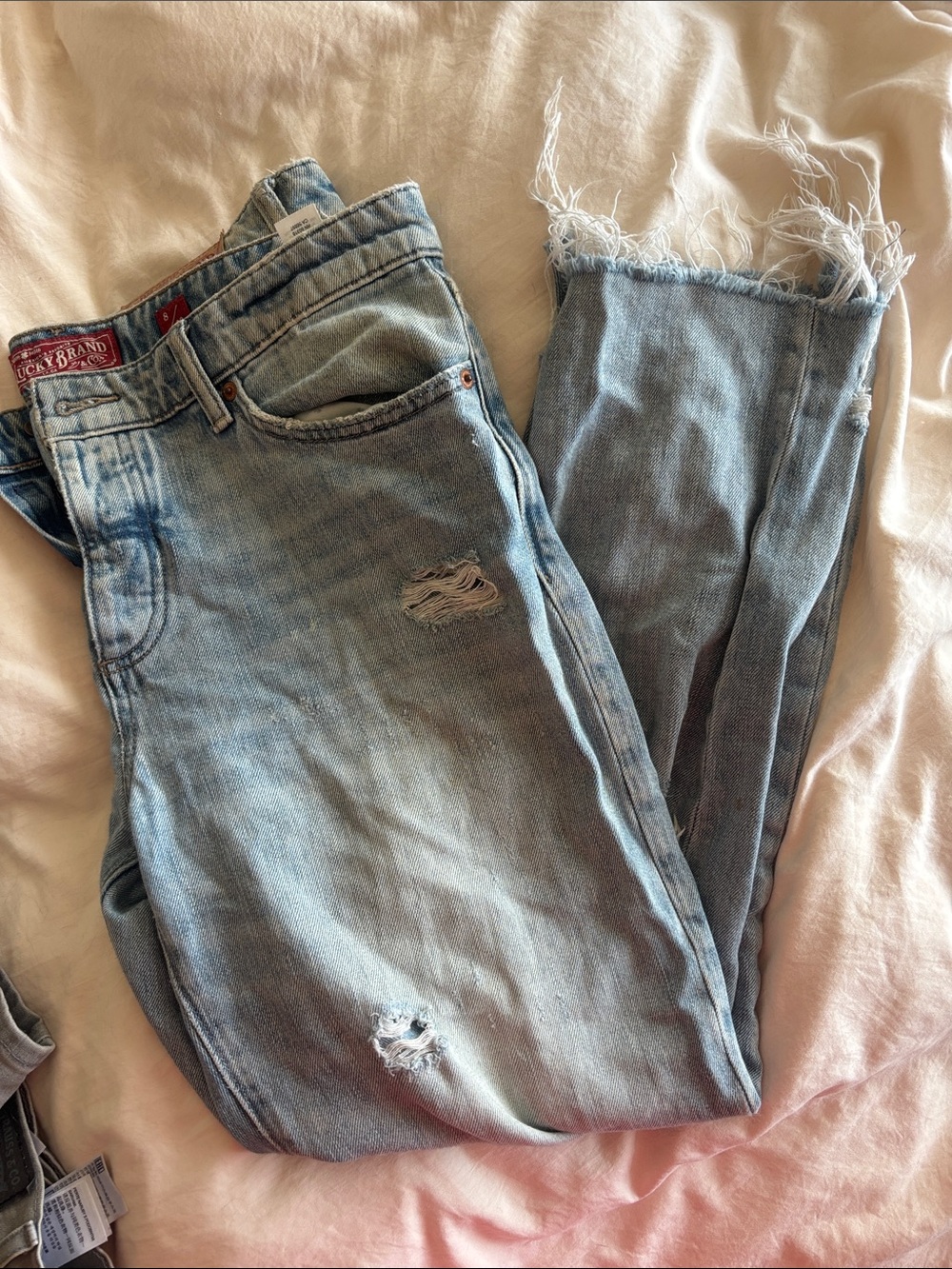 Lucky Brand Light Blue Distressed Women’s Jeans